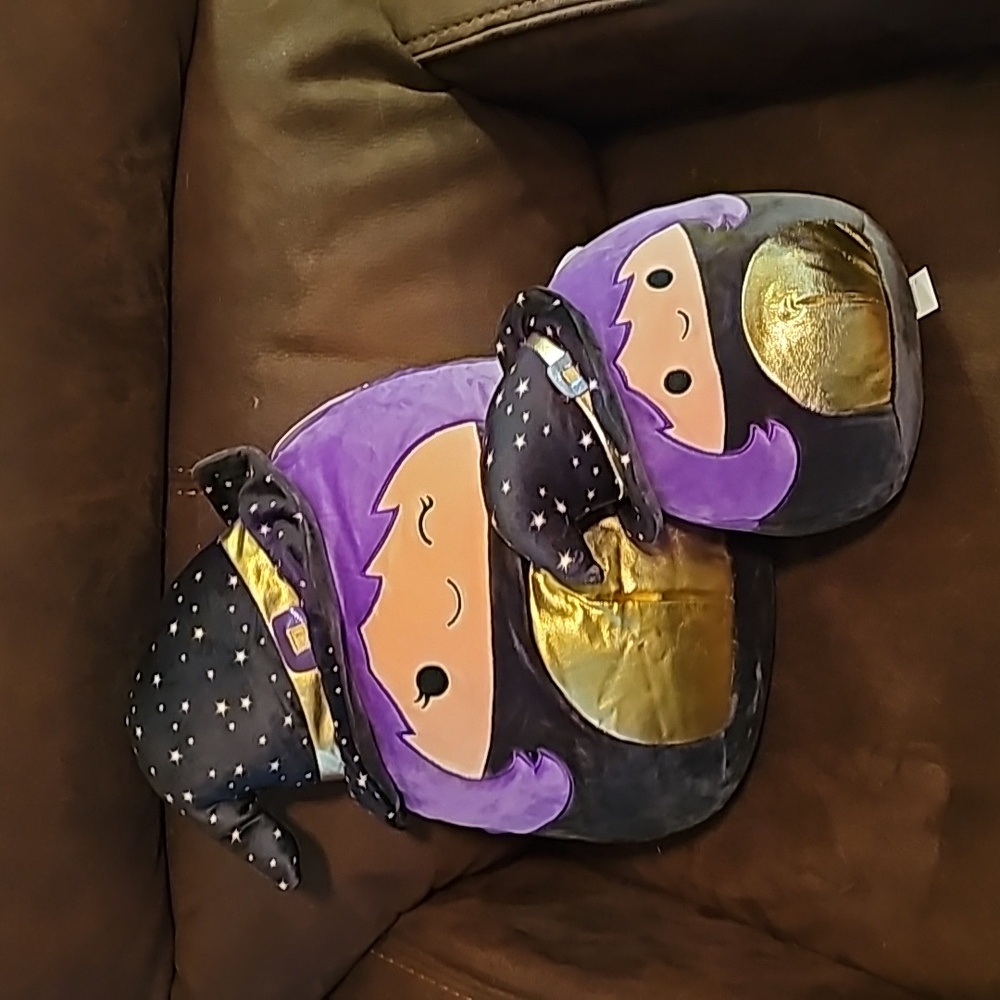 NWT Halloween Voodie Witch Squishmallows